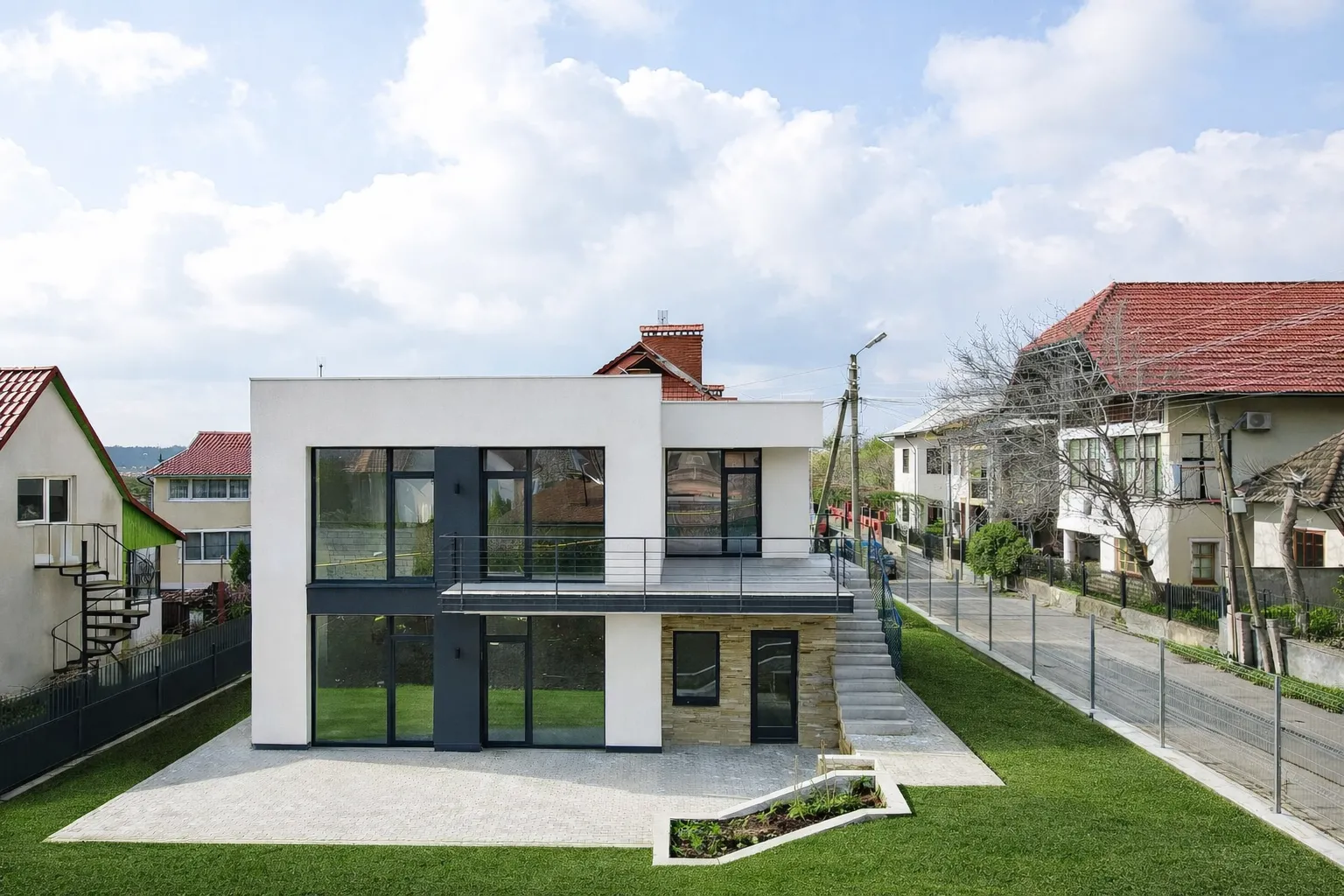 House C: Expresie Volumetrică Contemporană
