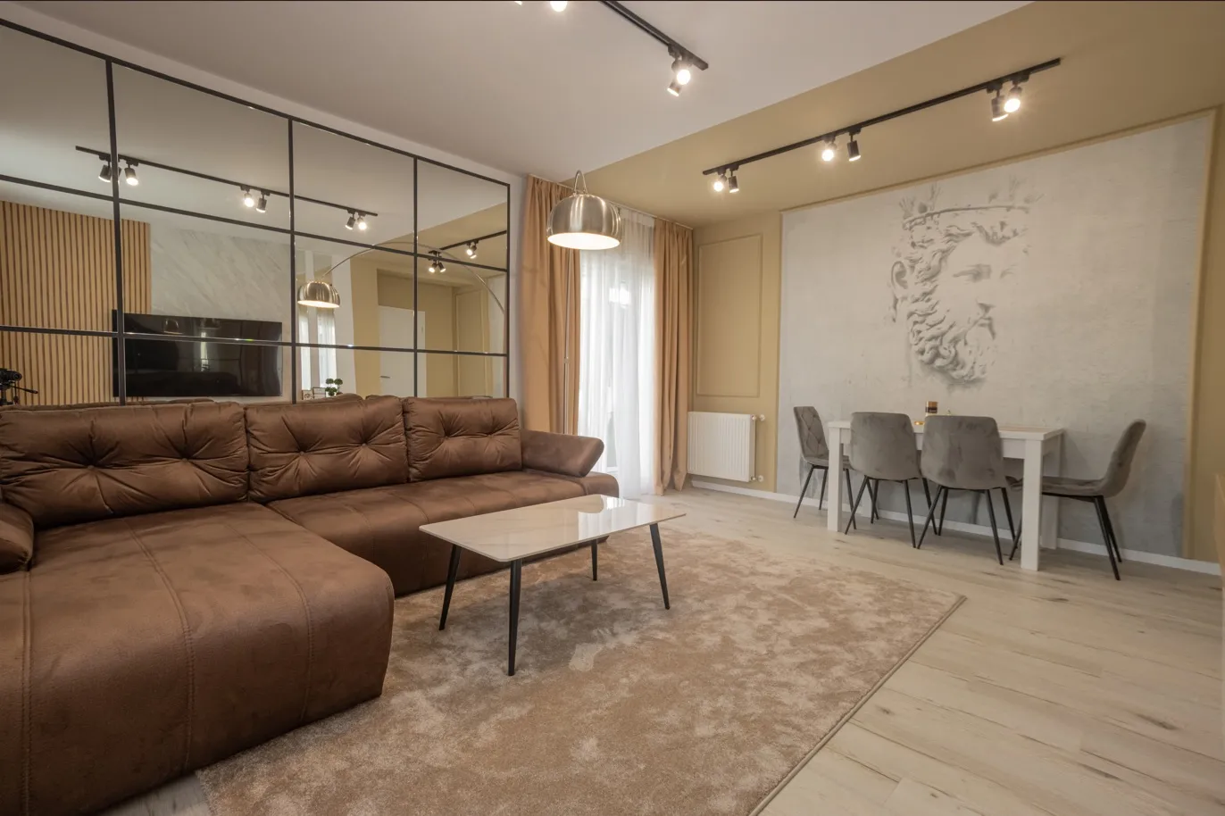 Modern Antiquity Apartament