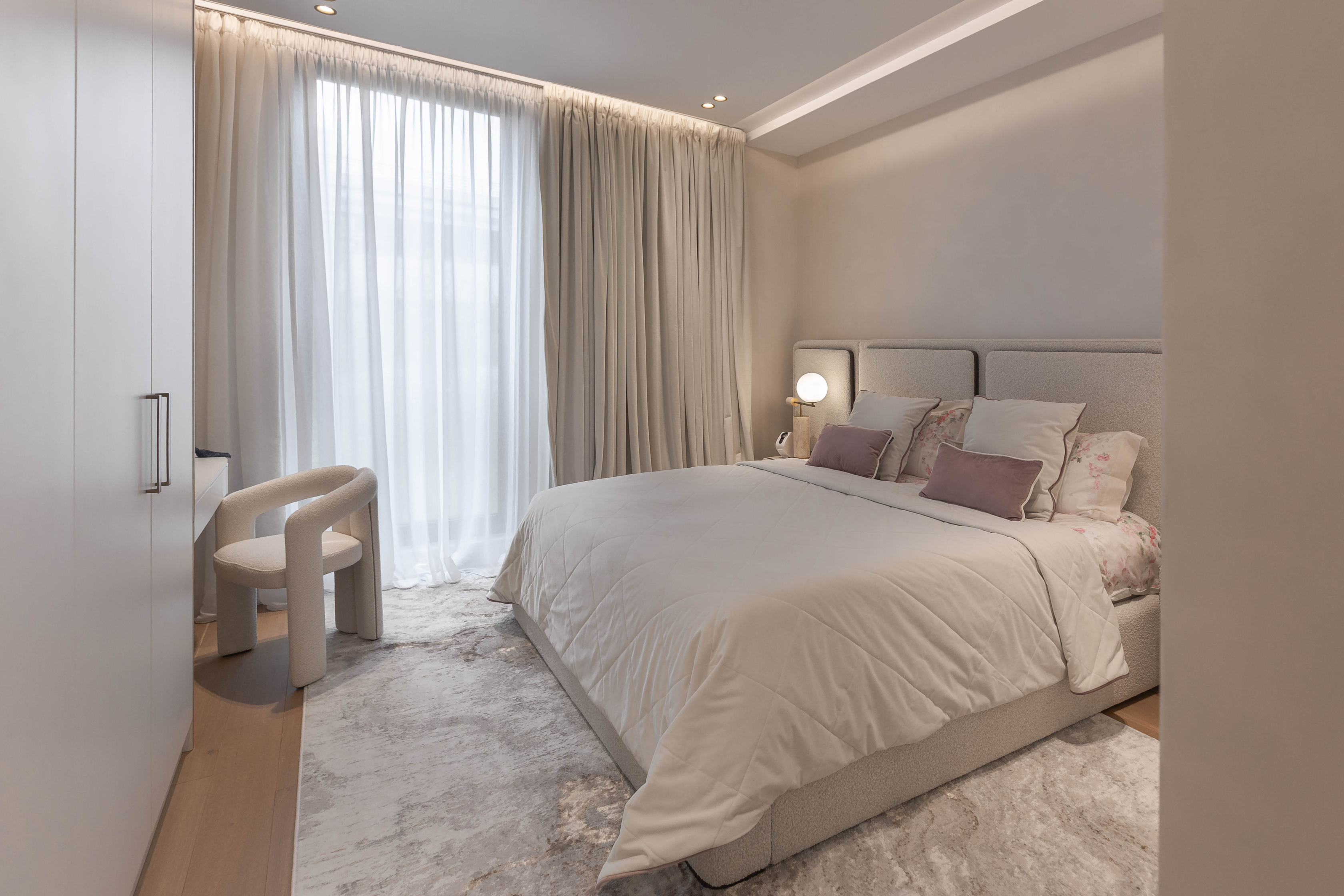Apartament White feminine