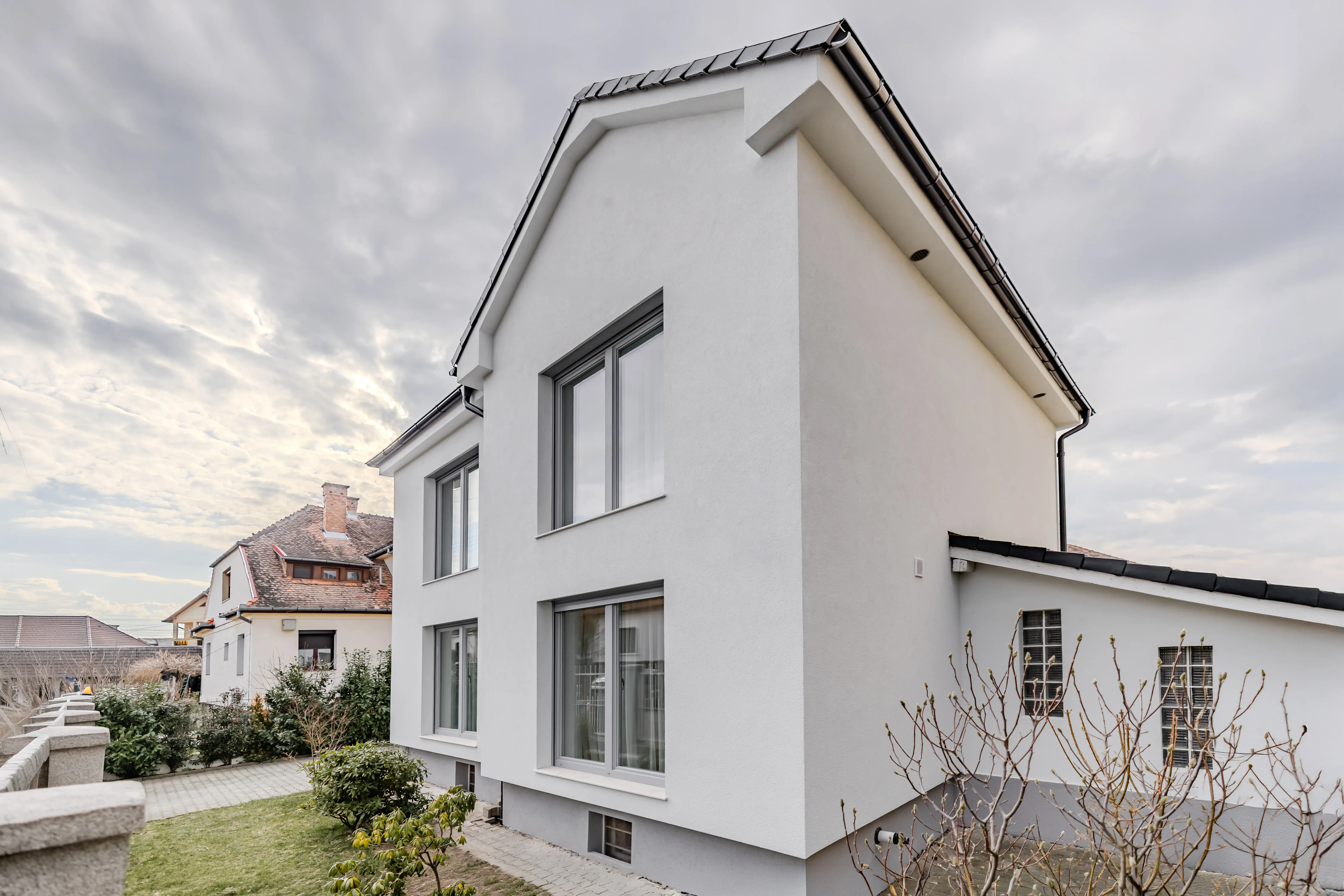 Cadru 3 din Casă Sibiu (zona parc)