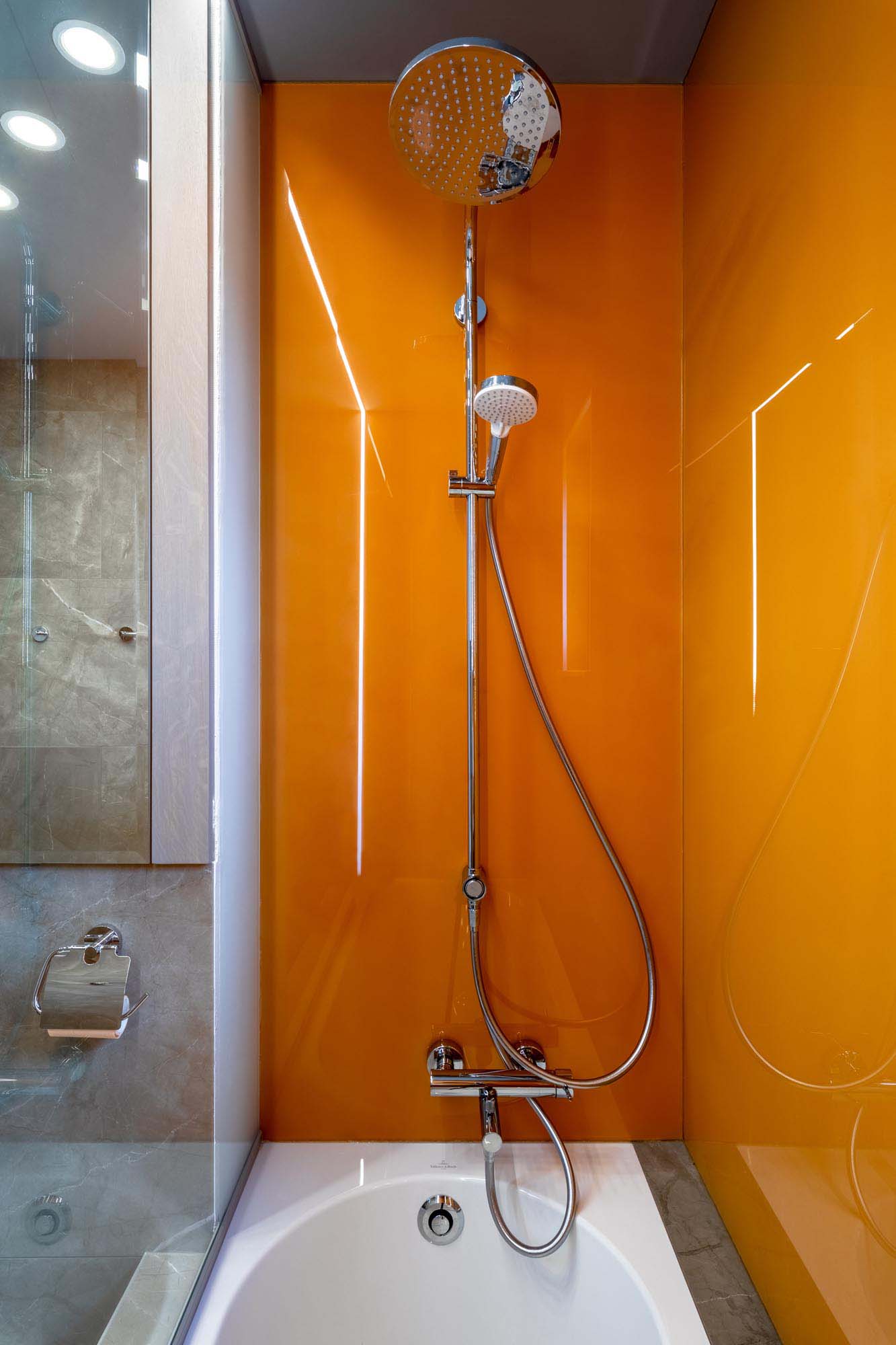 Cadru 12 din Fascinatia lemnului. Un apartament.