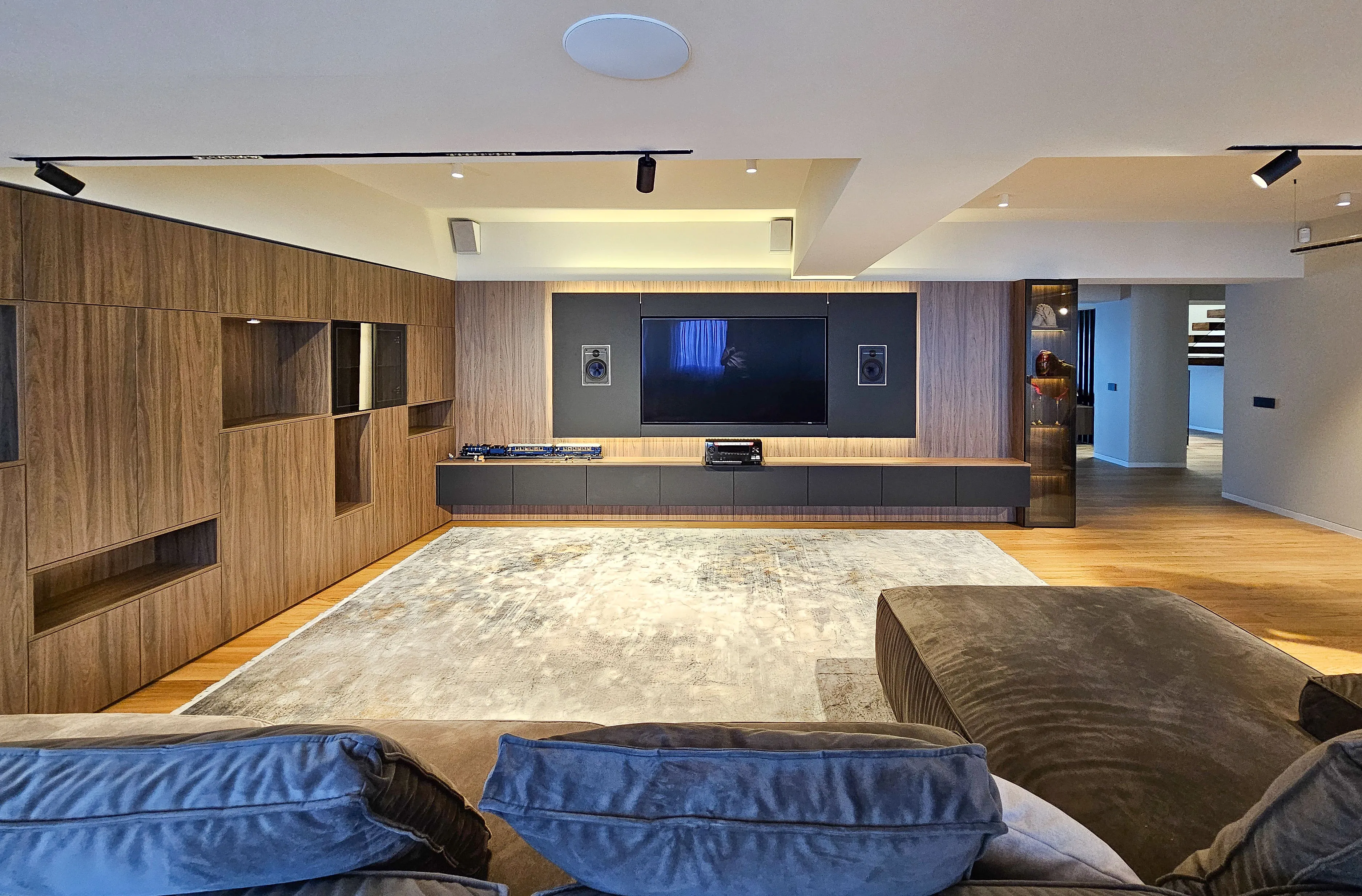 Cadru 2 din Penthouse Unirii