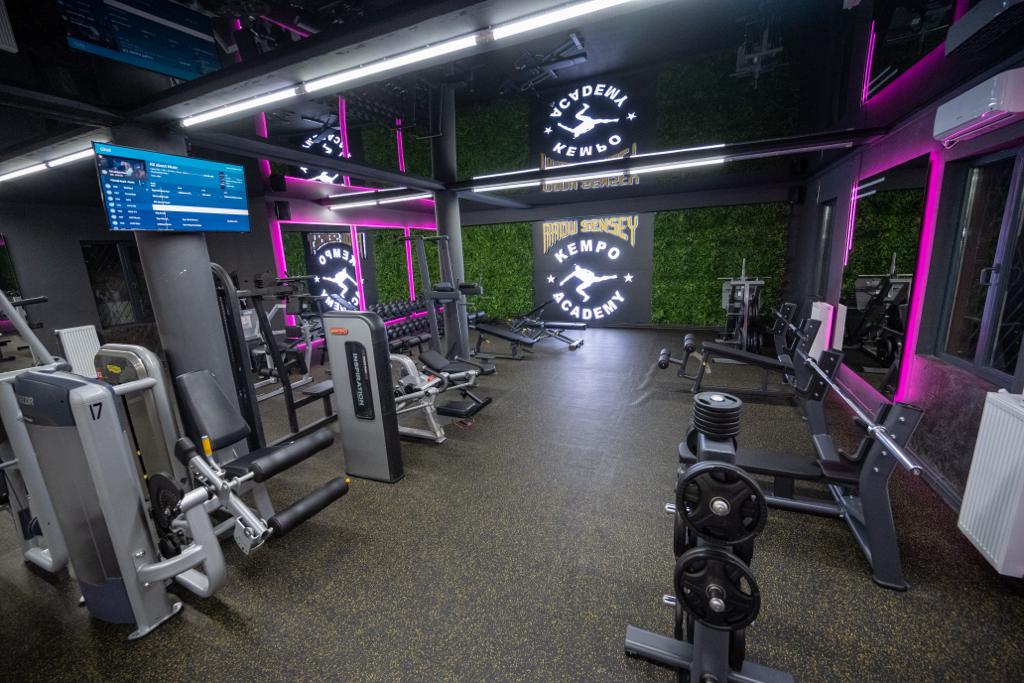 Cadru 3 din Radu Sensey Academy - GYM