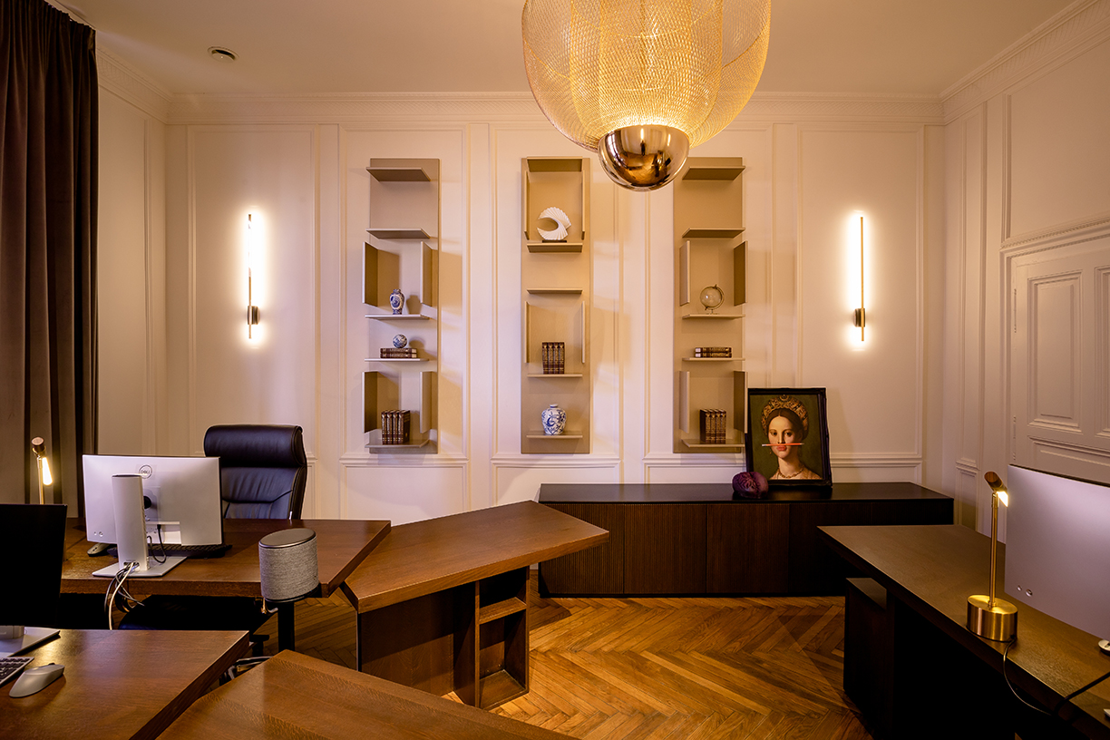 Cadru 7 din Law Office