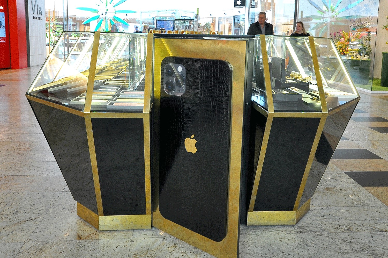 Cadru 6 din Vip Touch Design - Apple