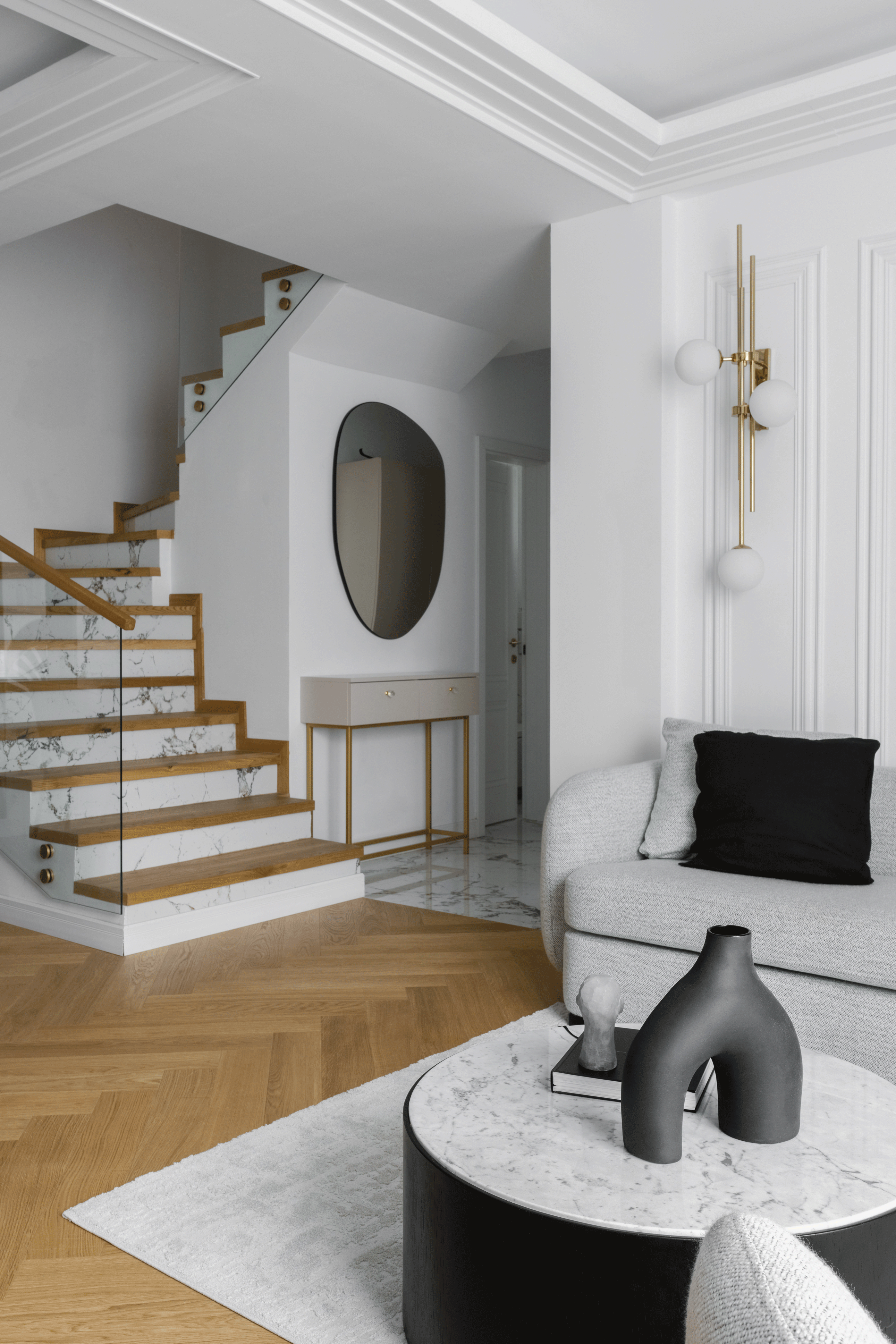 Cadru 6 din D Residence