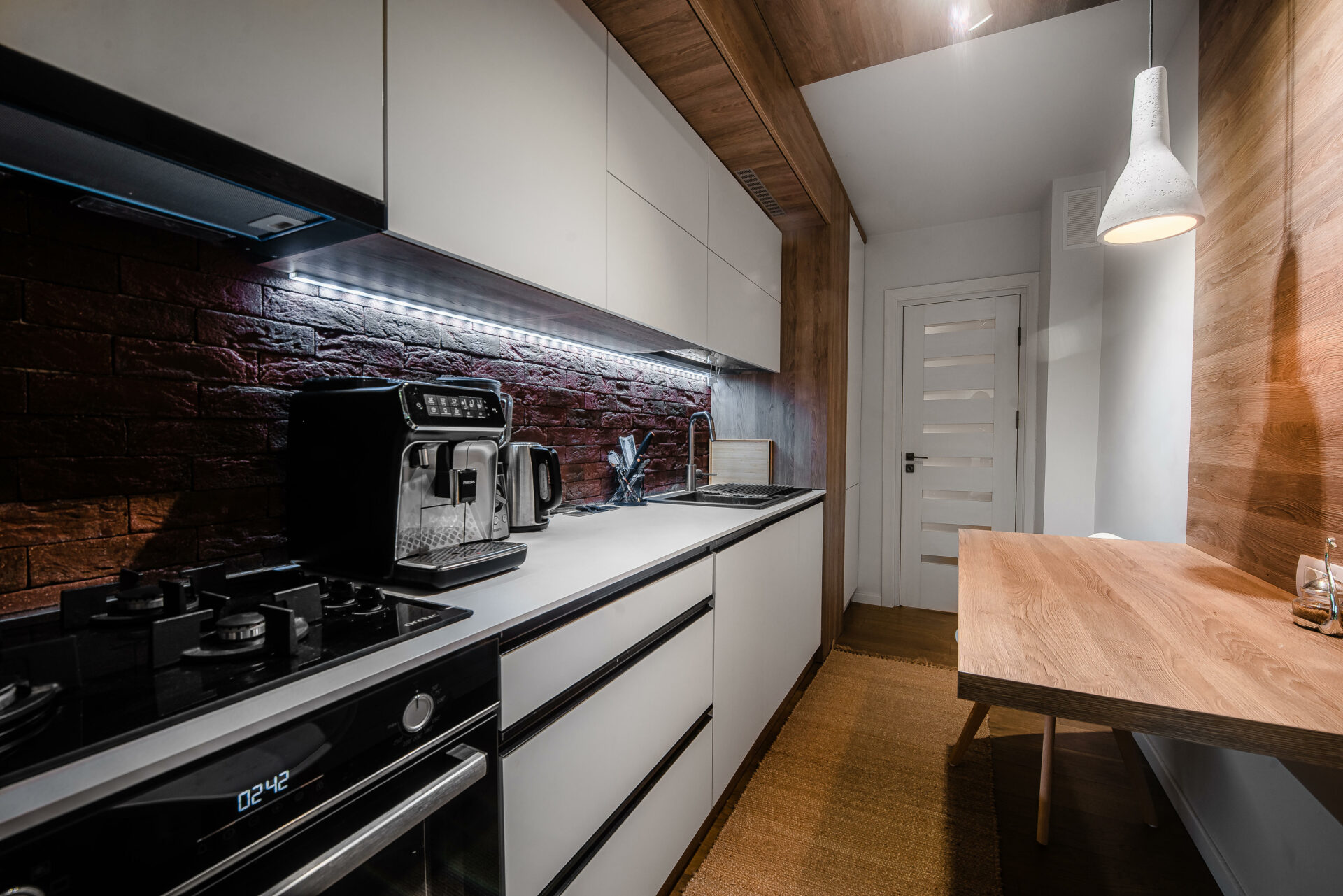 Cadru 10 din Apartament minimalist cu accente boho