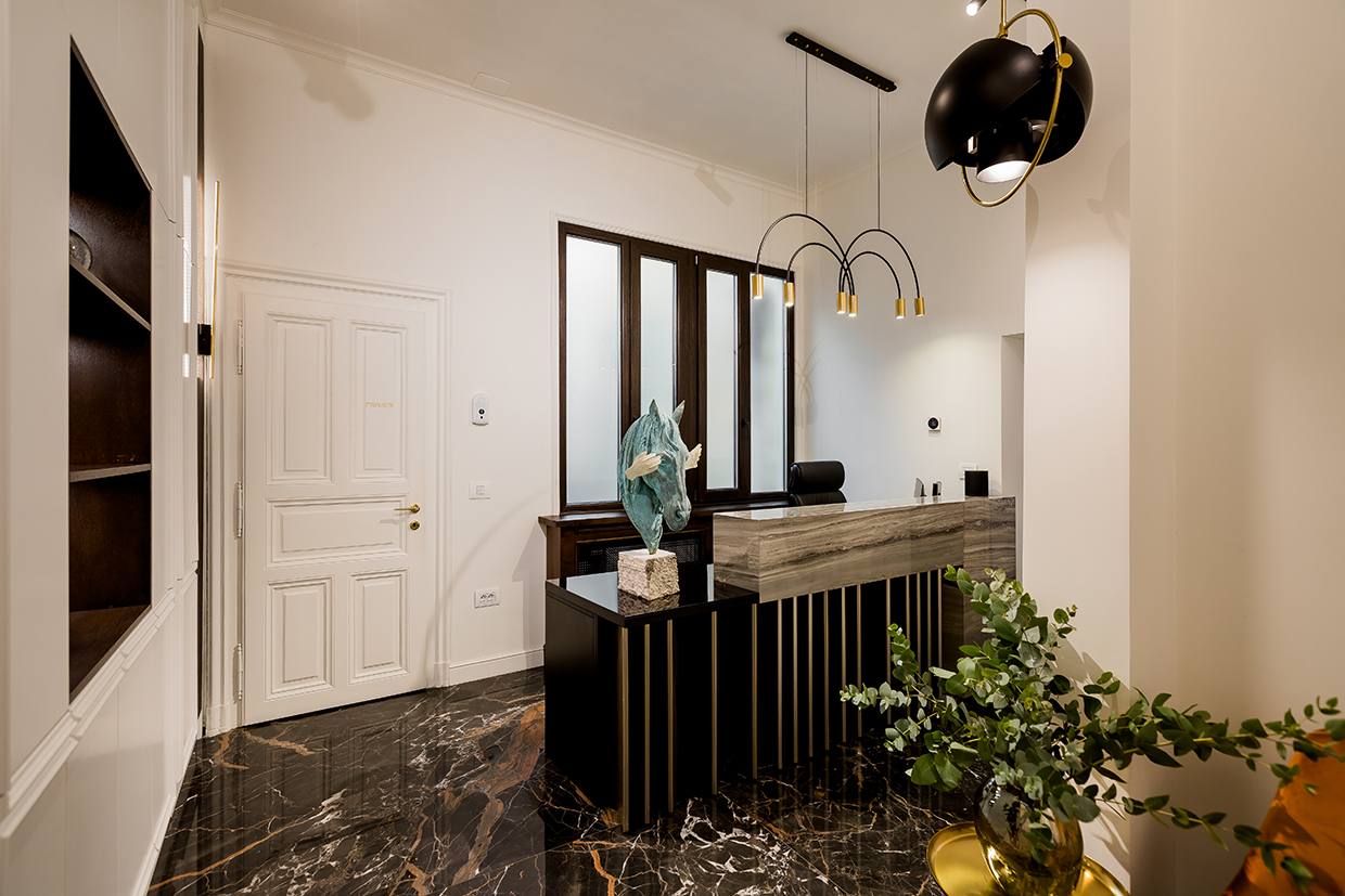 Cadru 8 din Law Office