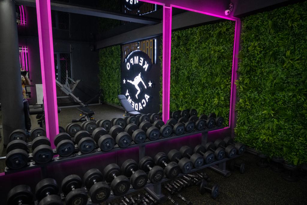 Cadru 8 din Radu Sensey Academy - GYM
