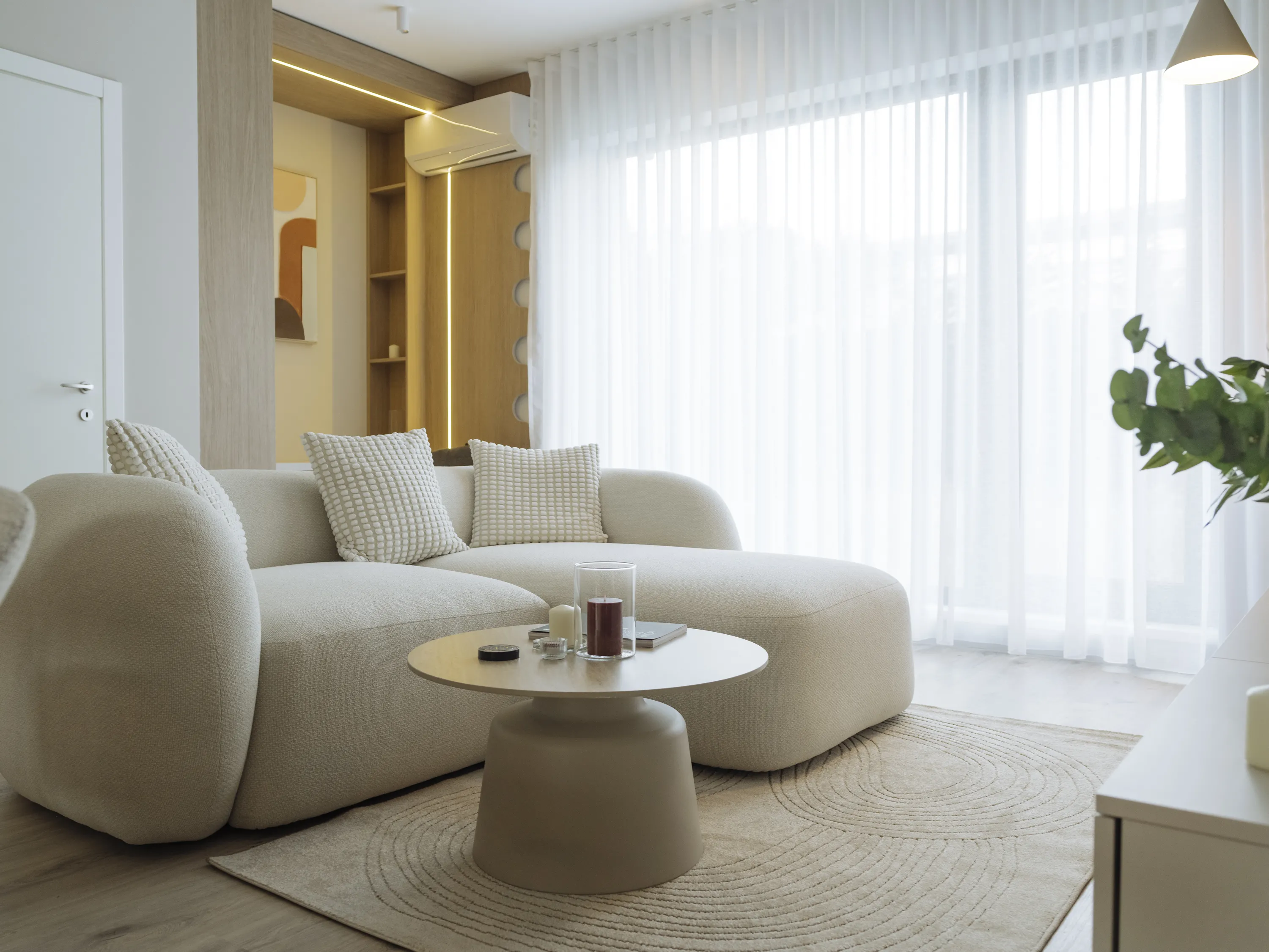 Cadru 11 din Stillness House