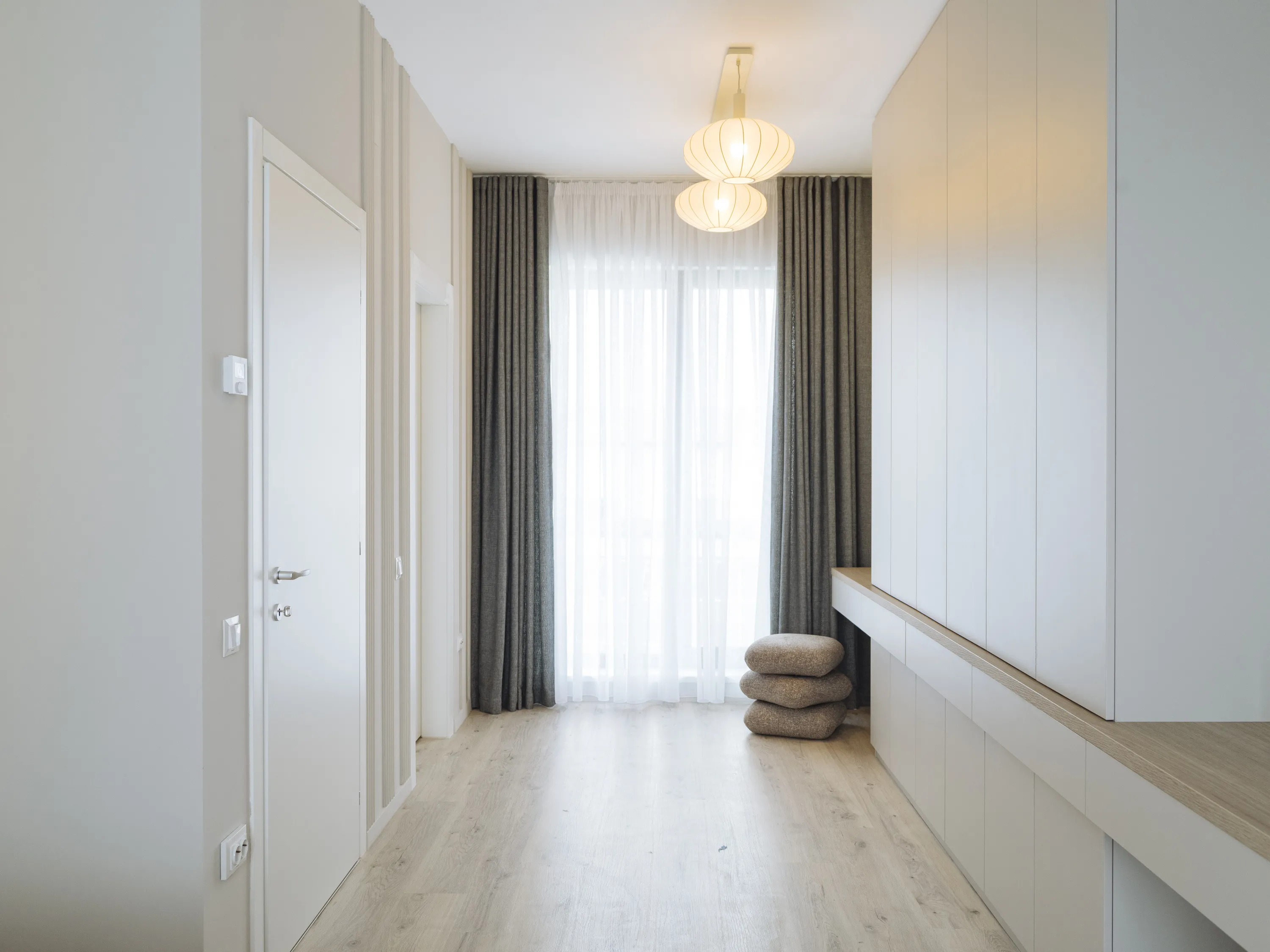 Cadru 7 din Stillness House