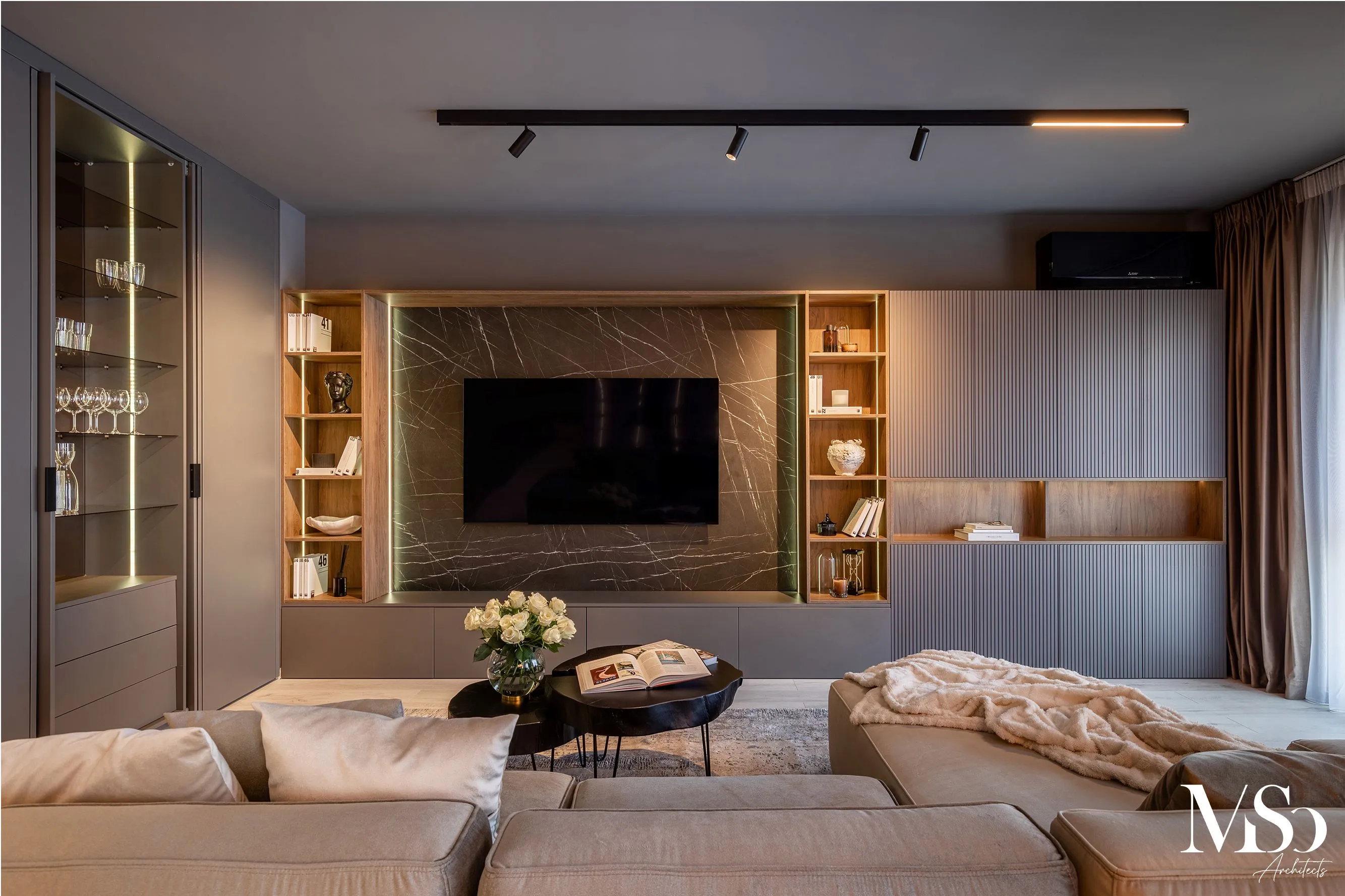 Cadru 7 din Nightfall Duplex