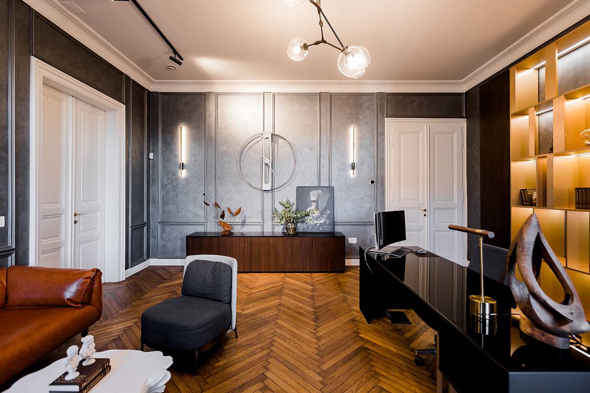 Cadru 6 din Law Office