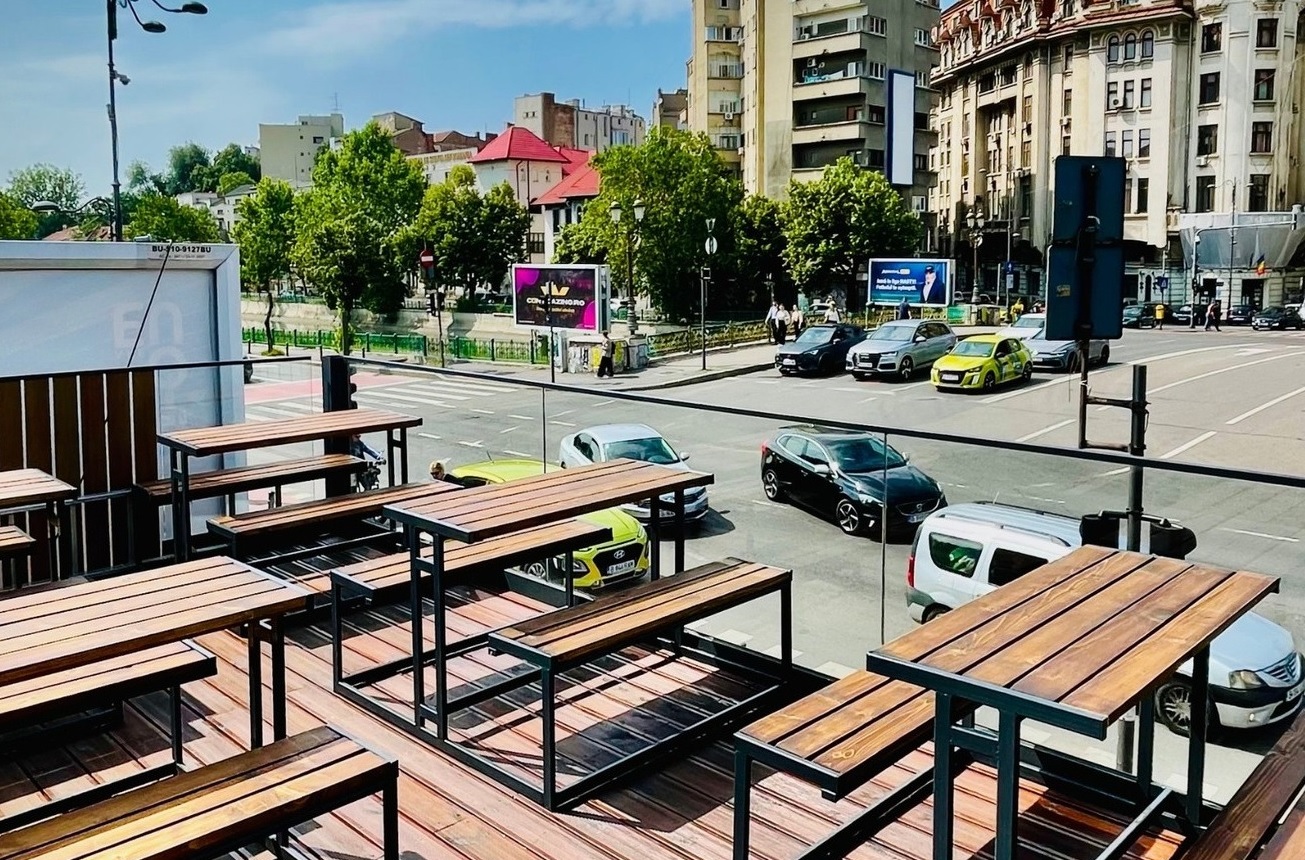 Cadru 4 din Haraua Cafe