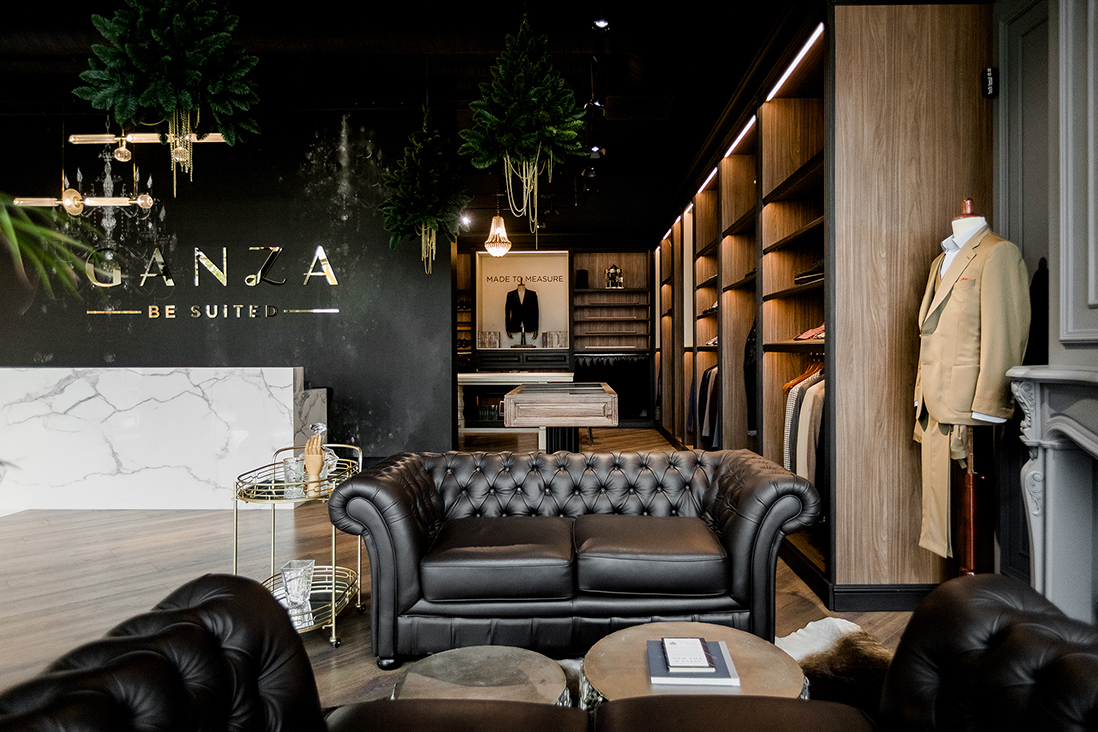 Cadru 4 din Showroom Ganza